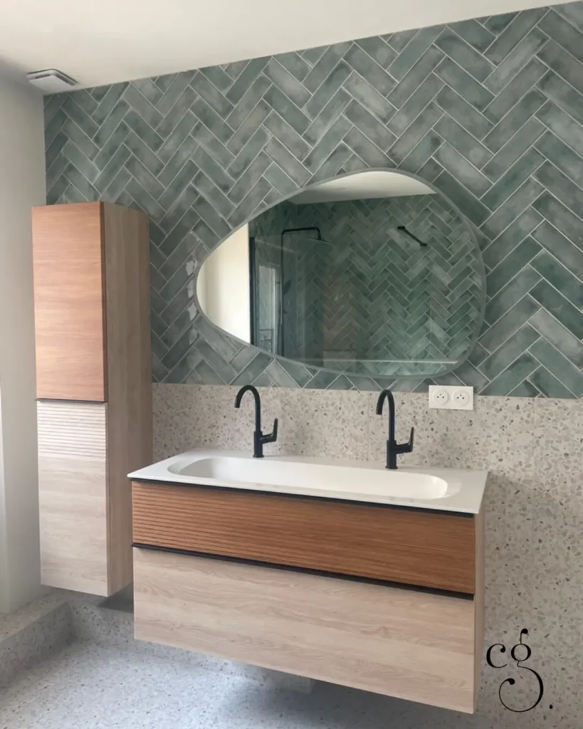 rénovation appartement Gan 64, transformation salle de bain , aménagement intérieur sur mesure, vasque